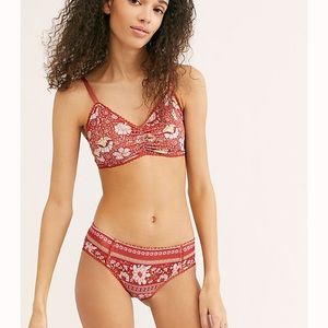 Spell Poinciana Bloomers